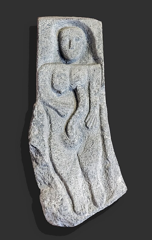 augustins la femme au serpent oo (haute garonne) me 254